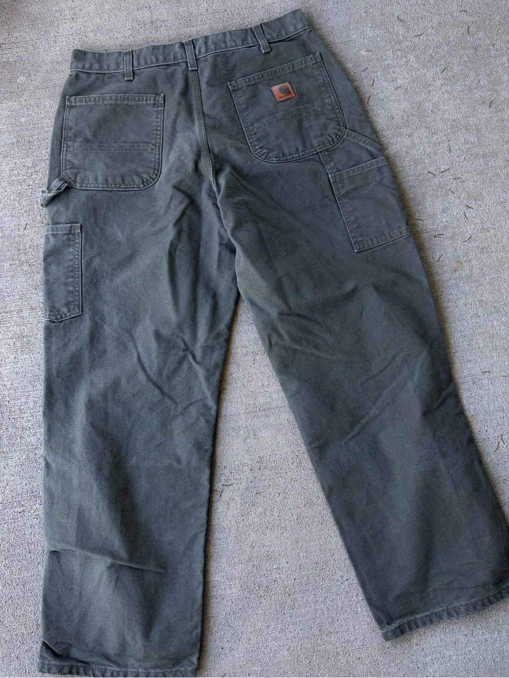 Vintage 90s moss olive green Carhartt carpenter work pants jeans 34x30 workwear